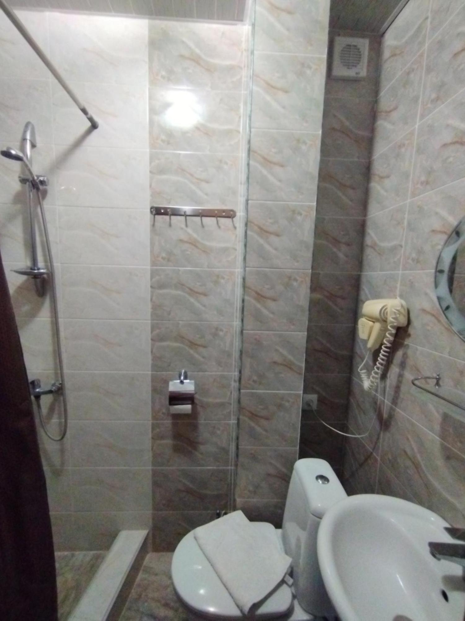 David Hotel Κουτάισι Εξωτερικό φωτογραφία